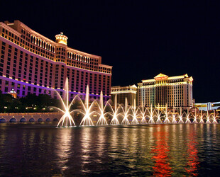 BELLAGIO FOUNTAINS